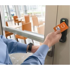 العرض الاول للاكسيس كنترول (Access Control)